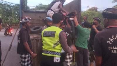 Cegah Balap Liar, Polisi “Angkut” Belasan Motor Knalpot Brong