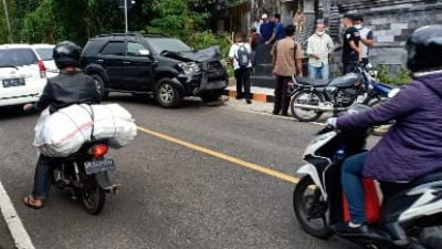 Laka Lantas Beruntun Di Gitgit, Bapak Dan Anak Tewas Di Tempat