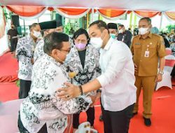 Eri Cahyadi Tak Ingin Para Pahlawan Tanpa Tanda Jasa Kesusahan Di Kota Pahlawan