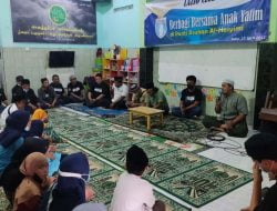 Pokja Wartawan DPRD Surabaya Berikan Santunan Kepada Anak Yatim