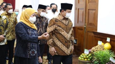 Terkait Merajuk Khofifah Jadi Cawapres, Prabowo Berkelakar Prabowo : Wah !!! Semua Dijadikan Politik Ini