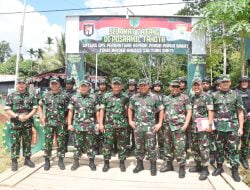 Wairjen TNI Tinjau Pos Satgas Tahota Yonif RK 136/TS