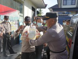 Polres Bangli salurkan Bansos Serentak Hari Bhayangkara Ke 76, Kepada Warga Kurang Mampu