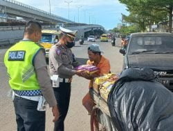 Bakti Sosial, Personel PJR Ditlantas Polda Sumatera Selatan, Bagikan Sembako