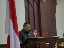 Bupati Mahayastra Sampaikan Jawaban atas PU Fraksi