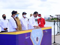 Presiden Jokowi Resmikan Tiga Pelabuhan Penyeberangan dan Satu KMP di Wakatobi