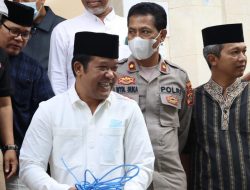 Toleransi Umat Beragama, Bupati Bangli Serahkan Bantuan Hewan Qurban