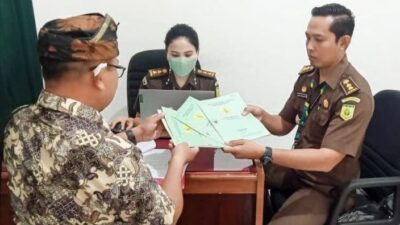 Lagi – Lagi Tim Penyidik Kejari Buleleng Berhasil Menyita Sertifikat Milik LPD Anturan, SHM an Tersangka NAW