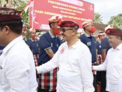 Bupati Bangli Serahkan Remisi Kepada Narapidana Serangkaian Hut RI KE-77