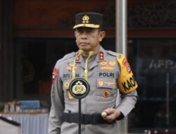 Kapolda Bali Pimpin Upacara Kenaikan Pangkat Anggota Polri dan PNS Polri