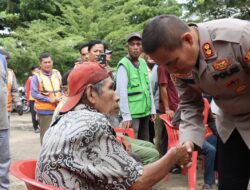 Kapolres Siswandi Sambangi Tukang Ojek Dan Tukang Becak Serta Pedagang Pasar Sekayu