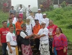 Eksplorasi Potensi Energi Terbarukan, Yayasan Catra Mukya Wanantara Tanam Pohon Upakara di Pura Luhur Batu Lumbung