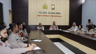 Tingkatkan Kemampuan Personil Polres Muara Enim , Gelar Pelatihan Bidang Pelayanan Dan Operator Sosial Media