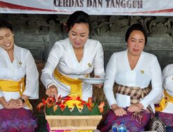Serangkian Hut WHDI ke 35 Tahun 2023, WHDI Bangli Laksanakan Bakti Sosial Dan Persembahyangan