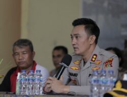 Keluhkan Trotoar Dipakai Jualan, Warga Banyuning Curhat ke Kapolres