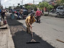 Respons Cepat DP2CKTR Atasi Kerusakan Jalan Akibat Galian PDAM Delta Tirta