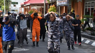 TNI AL Gelar Latihan Penanggulangan Bencana Alam di Mako Lanal Denpasar