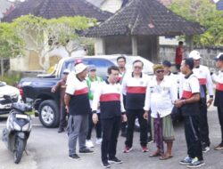 Upaya Perbaikan, Pengaspalan maupun Pelebaran Jalan di Nusa Penida, Bupati Suwirta : Masyarakat Sabar