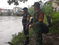 Tanggap Bencana, Polsek lawang Kidul Menggelar Pengecekan Debit Air Sungai Enim