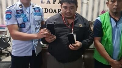 Petugas Lapas Sidoarjo Gagalkan Penyelundupan 2 Smartphone dalam Roti Tawar