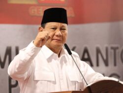 Prabowo ke Relawan; Jangan Jelekkan Siapapun, Ganjar-Anies Sahabat Saya