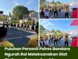 Puluhan Personil Polres Bandara Ngurah Rai Melaksanakan Giat Olahraga Senam Aerobix