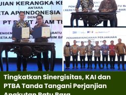 Tingkatkan Sinergisitas, KAI dan PTBA Tanda Tangani Perjanjian Angkutan Batu Bara