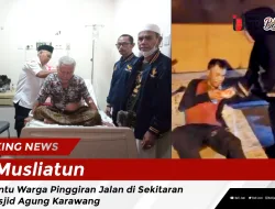 Musliatun Bantu Warga Pinggiran Jalan di Sekitaran Masjid Agung Karawang