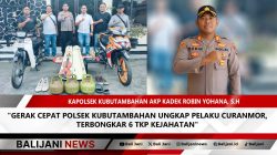 Petugas Polsek Kubutambahan menunjukkan barang bukti hasil pengungkapan kasus curanmor oleh pelaku di bawah umur di Buleleng, Bali.