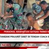 Personel Kesehatan Satgas TMMD ke-124 Sigap Tangani Prajurit Sakit di Tengah Cuaca Ekstrem