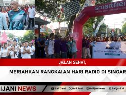 Jalan Sehat, Meriahkan Rangkaian Hari Radio di Singaraja