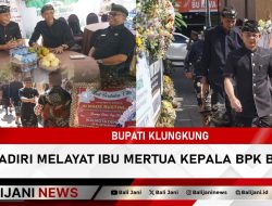 Bupati Klungkung Hadiri Melayat Ibu Mertua Kepala BPK Bali