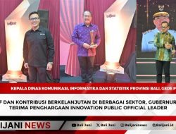 Inovatif dan Kontribusi Berkelanjutan di Berbagai Sektor, Gubernur Koster Terima Penghargaan Innovation Public Official Leader