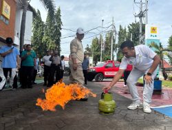 Tingkatkan Kesiapsiagaan, Kolaborasi PLN – Damkar Lakukan Simulasi Tanggap Darurat Kebakaran