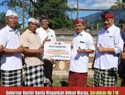 Gubernur Koster Bantu Ringankan Beban Warga, Serahkan Rp 1 M untuk Perbaiki Kerusakan Bangunan Pura Luhur Pucak Tinggah