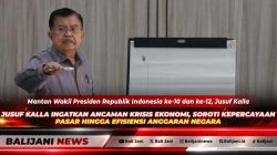 Mantan Wakil Presiden RI Jusuf Kalla saat memaparkan materi seminar ekonomi di Universitas Paramadina.