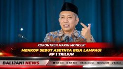 Menteri Koperasi Ferry Juliantono bersama Wagub Jatim Emil Dardak dan pimpinan MPDI saat menghadiri Sarasehan Nasional Koperasi Pesantren di Malang