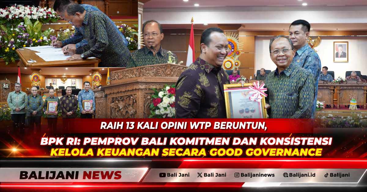 Anggota I BPK RI Nyoman Adhi Suryadnyana saat menyerahkan Laporan Hasil Pemeriksaan LKPD 2025 kepada Gubernur Bali Wayan Koster.