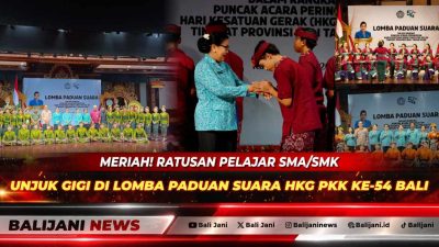 Penampilan salah satu tim paduan suara pelajar SMA saat membawakan lagu daerah Bali di panggung Gedung Ksirarnawa dalam lomba HKG PKK ke-54