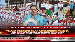 Ketua TP PKK Bali Ny Putri Suastini Koster saat memberikan sambutan dan membuka perlombaan rangkaian Hari Kesatuan Gerak PKK ke-54 di Gedung Narigraha Denpasar