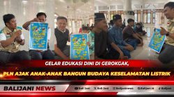 Team Leader K3L PLN ULP Singaraja Bagus Raka Dirgayusa saat memberikan edukasi interaktif keselamatan listrik di hadapan anak-anak di Masjid Jamik Nurul Iman Gondol