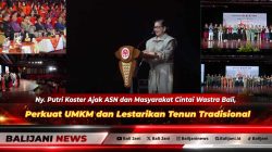 Ketua Dekranasda Provinsi Bali Ny Putri Suastini Koster saat memberikan sambutan pada pembukaan Dekranasda Bali Fashion Day Wastra Hita Kara