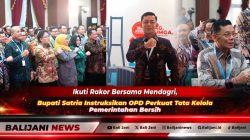 Bupati Klungkung I Made Satria saat menghadiri Rapat Koordinasi Penguatan Integritas dan Pencegahan Korupsi bersama Mendagri Tito Karnavian di Gedung Negara Grahadi Surabaya