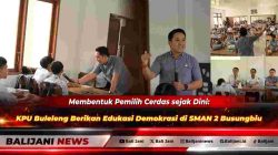 Ketua Divisi Sosialisasi KPU Buleleng Putu Arya Suarnata saat memberikan materi Pendidikan Demokrasi kepada siswa SMAN 2 Busungbiu