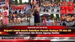Bupati Klungkung I Made Satria didampingi Bunda PAUD Ny. Eva Satria saat menyaksikan Parade Budaya tingkat TK dan SD di depan Monumen Ida Dewa Agung Jambe Klungkung