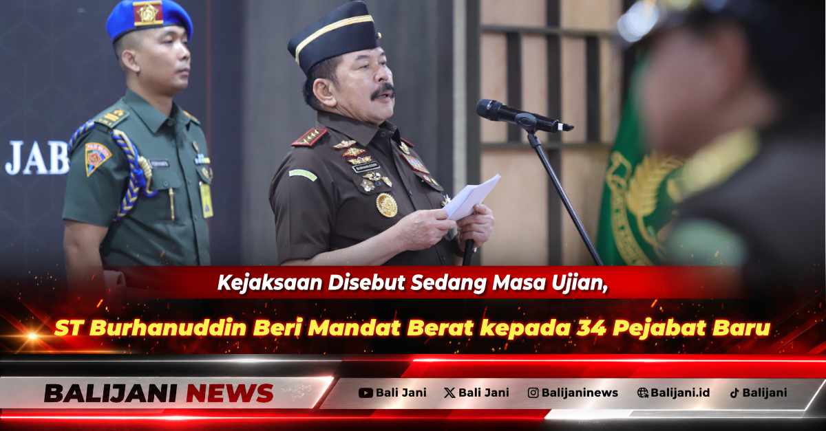 Jaksa Agung ST Burhanuddin saat mengambil sumpah jabatan dan melantik 34 pejabat Kepala Kejaksaan Tinggi dan Eselon II di Gedung Utama Kejaksaan Agung