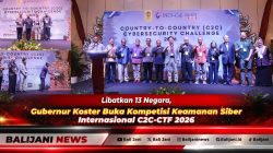 Gubernur Bali Wayan Koster saat memukul gong meresmikan pembukaan Kompetisi Keamanan Siber Internasional C2C-CTF 2026 di Hotel Padma Resort Legian Badung