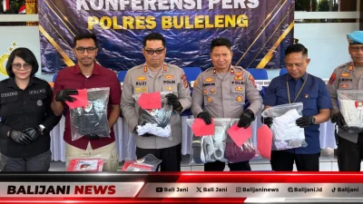 Konferensi pers kasus guru honorer curi HP modus challenge TikTok di Polres Buleleng