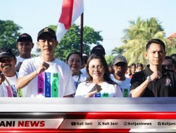 Lepas Jalan Sehat HUT SMPN 1 Banjarangkan, Wabup Tjok Surya Tekankan Semangat Kebersamaan dan Pendidikan Karakter