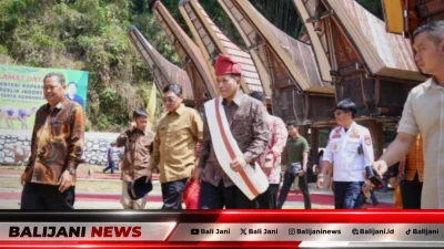 Menteri Koperasi Ferry Juliantono saat melakukan kunjungan kerja ke KSP Balo’ta di Toraja Utara.